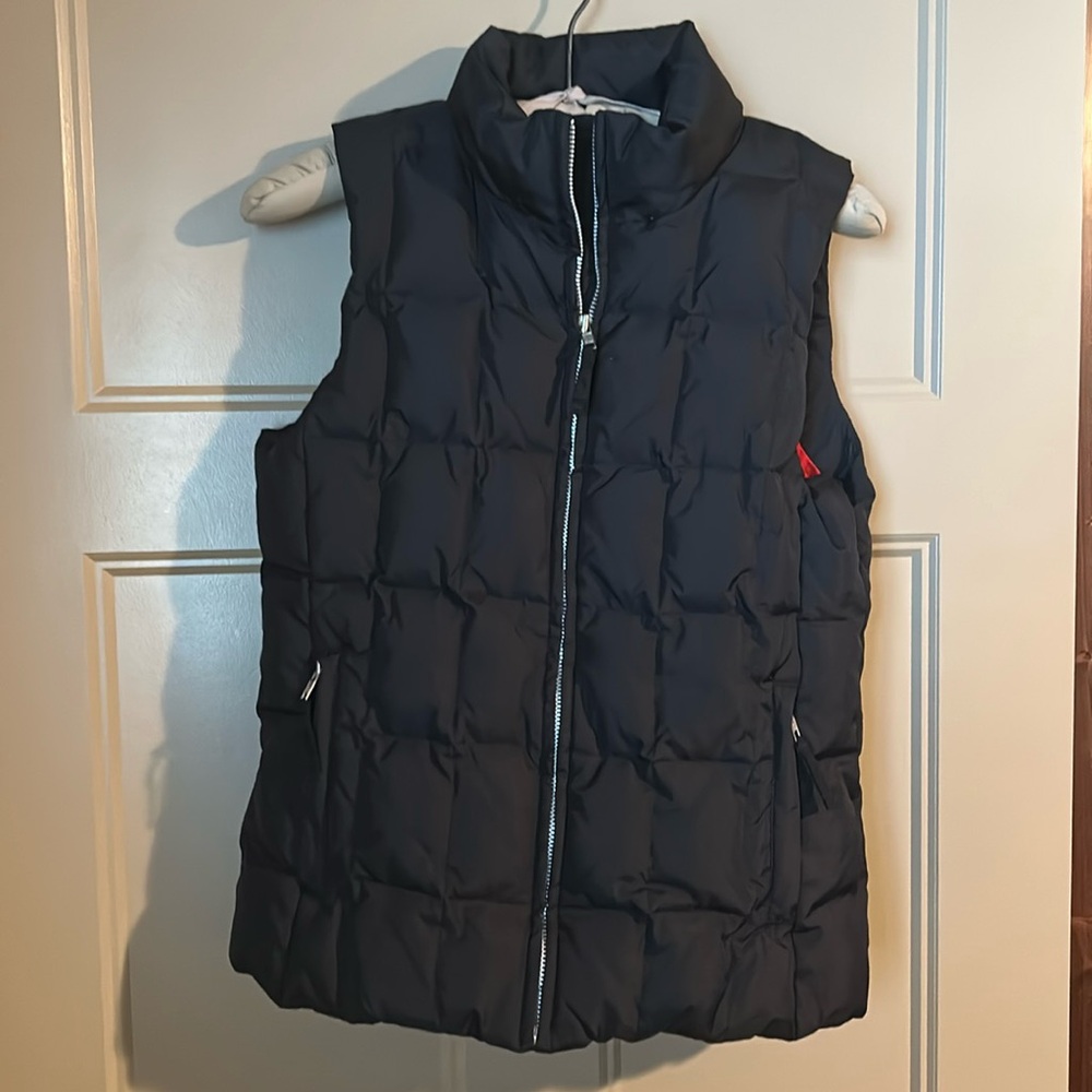 Gap down vest
